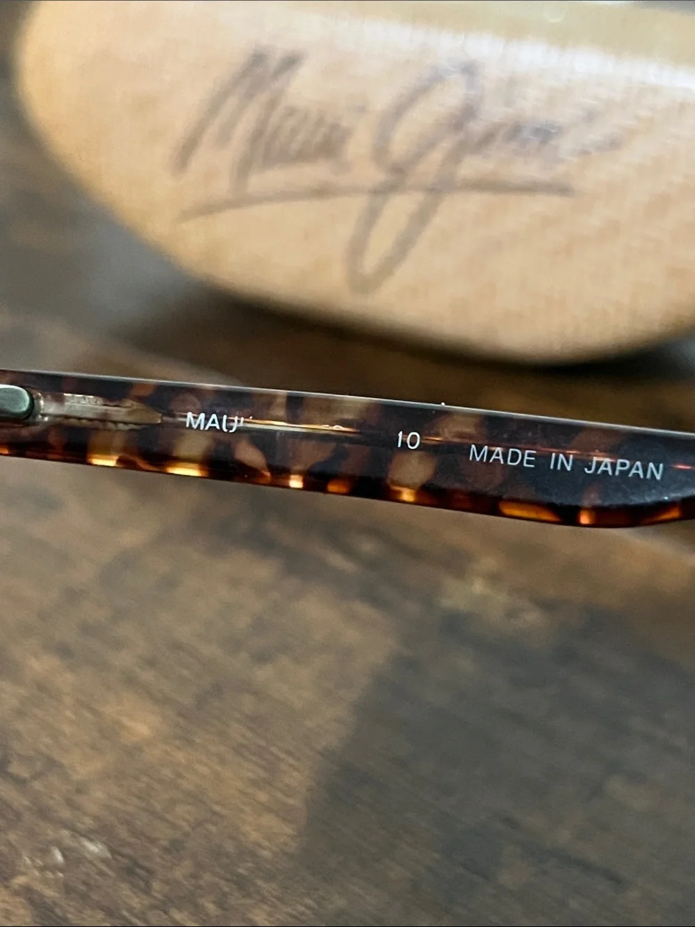 Rare Maui Jim Tortoise Frame Sunglasses with Dark Brown Lenses made in Japan